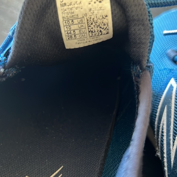 New Balance Sneakers - Picture 7 of 7